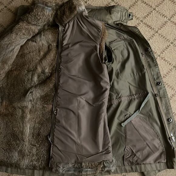 La Rok Luxe Army Green Safari Jacket w removable rabbit fur vest lining NWOT XS - Picture 6 of 10